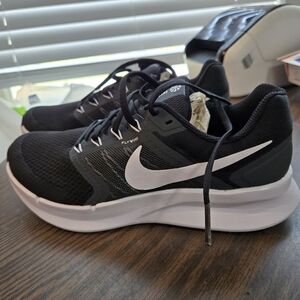 NWOT Nike Run Swift 3 Men's Road Running Shoes
